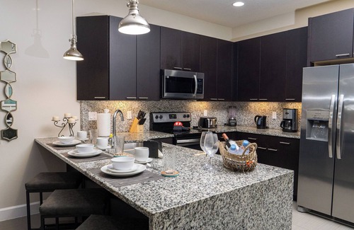 Silver Creek House | Charming 3-bedroom townhome with fitness room and private pool in Clermont