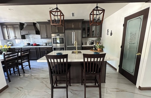 Canoga Park House | Charming 3-bedroom house in amazing West Hills with AC, WiFi