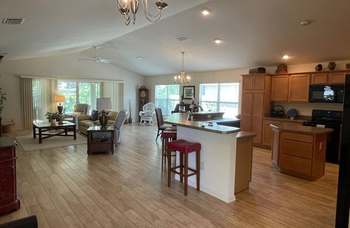 Collier House | Charming 3-Bedroom, 2-Bath Rental in The Village of Collier w/Golf Cart & BBQ