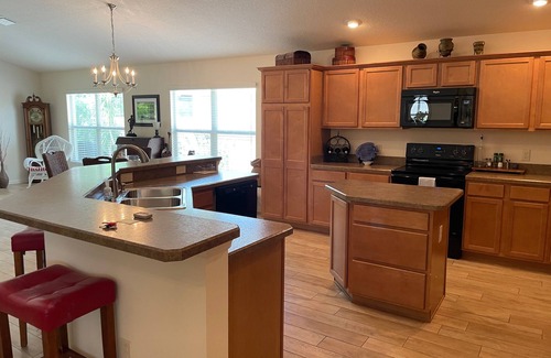 Collier House | Charming 3-Bedroom, 2-Bath Rental in The Village of Collier w/Golf Cart & BBQ