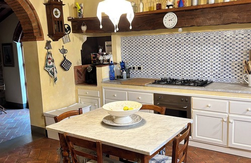 Capraia e Limite Villa | Charming 3-bedroom villa in Toscana with WiFi, AC, private pool