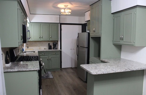 North Richland Hills House | Charming 3-bedroom house 15 min north of AT&T Stadium and 10 min from Ft Worth!