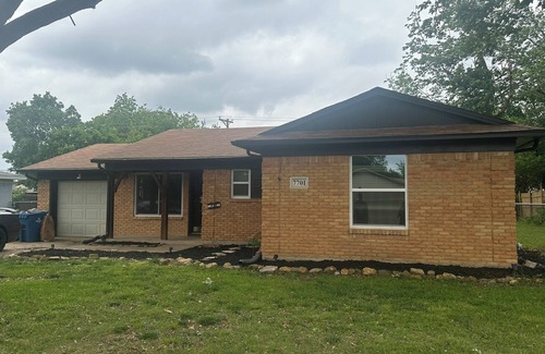 North Richland Hills House | Charming 3-bedroom house 15 min north of AT&T Stadium and 10 min from Ft Worth!