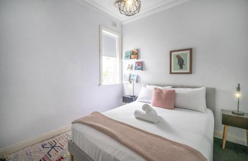 Tempe House | Charming 3BR in Top Spot