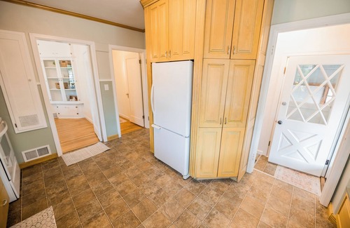 South Salt Lake House | Charming 4-bedroom house with AC and WiFi in South Salt Lake