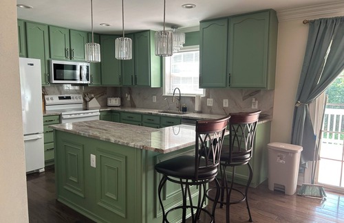 Fredericksburg House | Charming 4-bedroom house in Fredericksburg with AC
