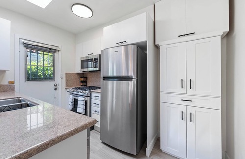 Beverly Hills House | Charming 4-bedroom house in marvelous Beverly Hills with Heated Pool