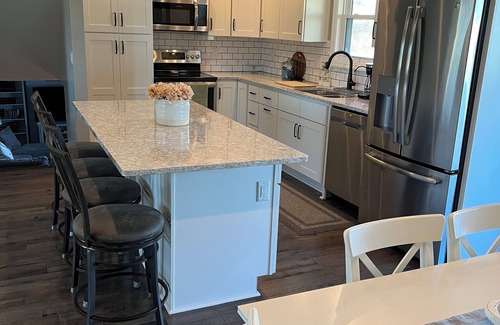 Oxford House | Charming 4-bedroom house in enchanting Oxford, Oh. Miami, Spooky Nook.