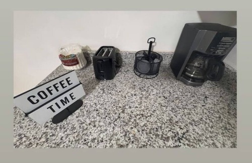 Kissimmee House | Charming 4-bedroom POOL FAMILY house with WiFi and AC in Kissimmee