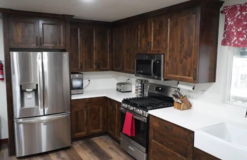 Heber Cabin | Charming 4-bedroom cabin with WiFi and AC in Forest Lakes