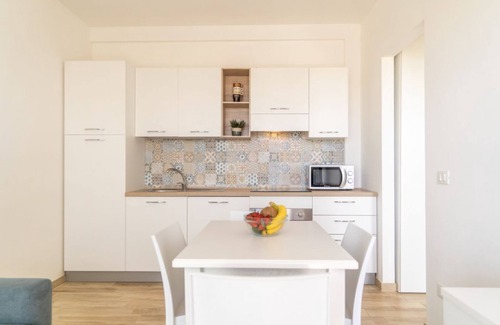 Pachino Apartment | Charming 40 sqm seaview apartment, able to accommodate up to 4 people, located inside the renowned Borgo 84 residence, equipped with swimming pool and cycle path. The property is located just 3 km from the center of Marzamemi, one of the most fascinating