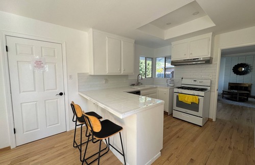 South San Jose House | Charming 4Bedroom4Bathroom Retreat- Home Away From Home