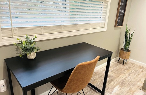 Montville House | Charming and peaceful Lake House!