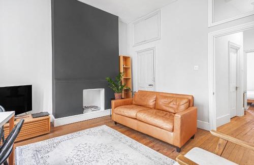 Brixton Apartment | Charming and Spacious Apartment in Central Brixton