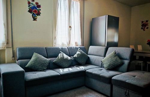 Malamocco Apartment | Charming Apartment with Garden View in enchanting Venezia