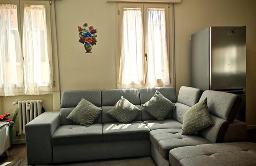 Malamocco Apartment | Charming Apartment with Garden View in enchanting Venezia