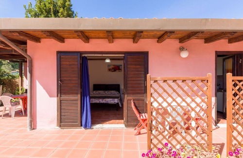 Marina di Campo Apartment | Charming Apartment "Bilocale in Villa Elba" Close to the Beach with Terrace & Garden