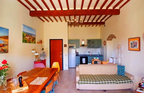 Massa Marittima Apartment | Charming apartment, complete and comfortable with terrace and panoramic view!