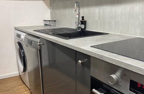 Carcassonne Apartment | Charming apartment at the foot of the town with motorcycle garage