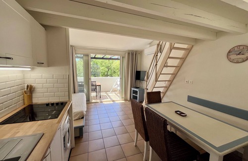 Les Restanques Apartment | Charming apartment golfe de St Tropez village des Restanques