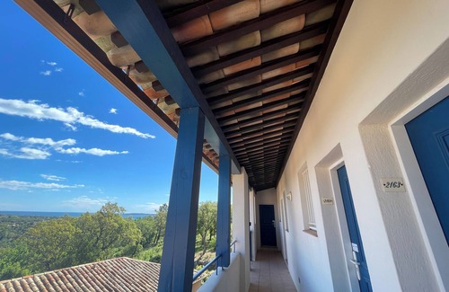 Les Restanques Apartment | Charming apartment golfe de St Tropez village des Restanques