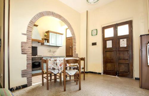 Massa Marittima Apartment | Charming Apartment in Massa Marittima, Shared Pool