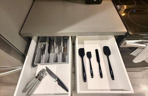 Cedars Apartment | Charming Apartment Near Downtown Dallas | 1 BR, 1BT, sleeps upto 5