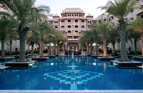 Palm Jumeirah Apartment | Charming Apt with Arabesque Sea View on the Palm Jumeirah
