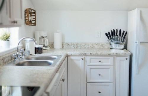 Bristol Apartment | Charming Apt with chic decor Superhost w 5 Stars