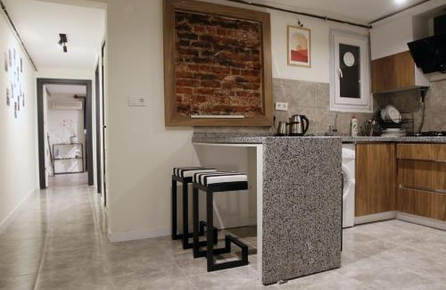 Harbiye Apartment | charming apt with fast WİFİ and AC near Nişantaşi and Taksim#5