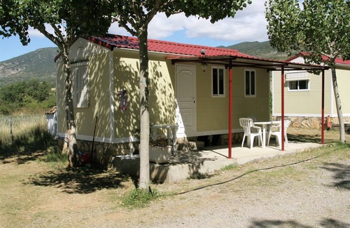 La Puebla de Roda House | Charming Aragonese Bungalow