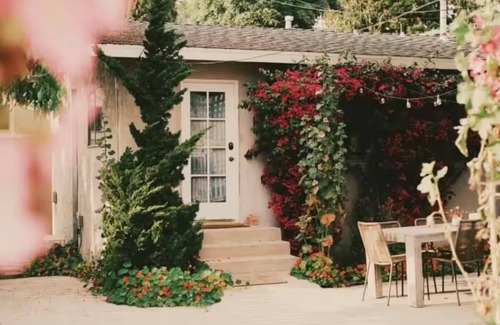 Los Feliz House | Charming back house in walkable Los Feliznn