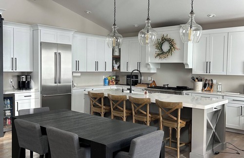 Montana City House | Charming barn only 5 drive minutes from Helena! With an acre soccer field!