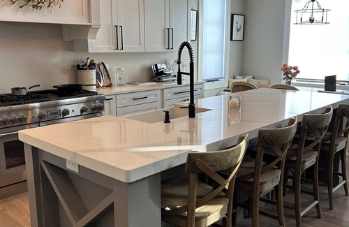 Montana City House | Charming barn only 5 drive minutes from Helena! With an acre soccer field!