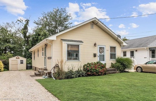 Lake Como House | Charming Beach Cottage