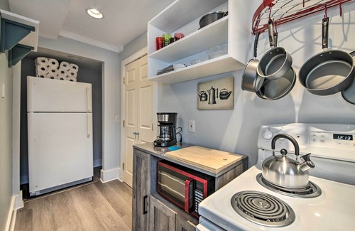 Belfast Apartment | Charming Belfast Home, Walk to Downtown!