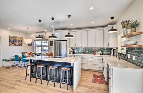 Buena Vista House | Charming Buena Vista Home w/Private Hot Tub!