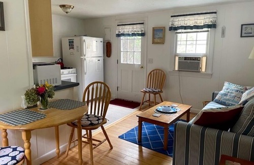 Brewster Cottage | Charming Cape Cod Cottage