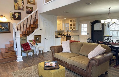 Paluxy House | Charming Chalk Mountain Retreat near Glen Rose, Hico, Stephenville, Granbury