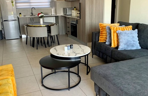 Greater Johannesburg Metropolitan Area Apartment | Charming City Apartment with Modern Comforts perfect for an urban retreat