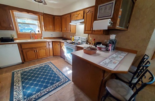 Lapoint House | Charming, Clean, and Well Cared For "Ashley's Place"