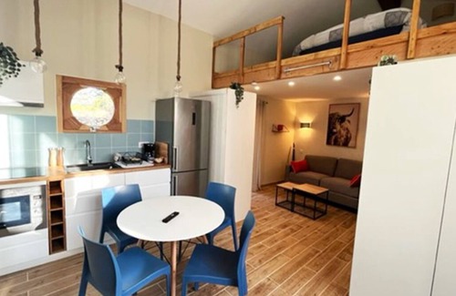 Montolieu House | Charming cottage "le Nid de Raymond" located in a picturesque village Montolieu