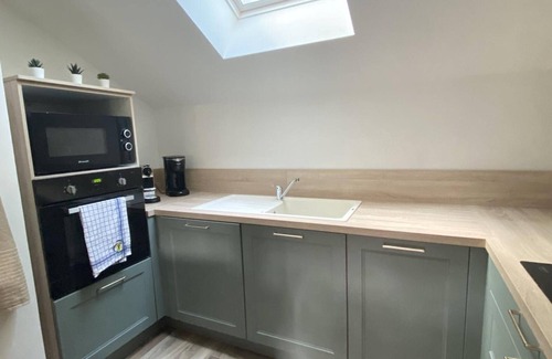 Thoiry Cottage | Charming Cottage Near Thoiry Zoo with Private Garden and Modern Amenities