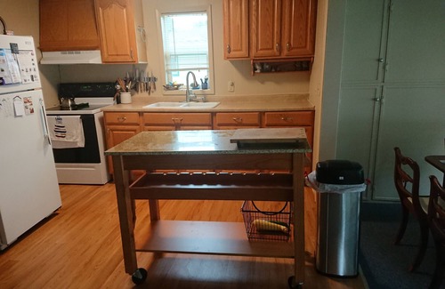 Bradford House | Charming Cottage on "best kept secret" lake- Lamoka