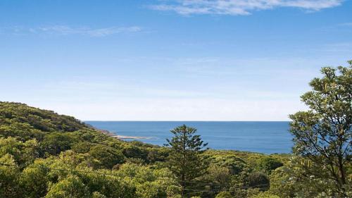 Hardys Bay House | 'Charming Cottage Retreat' by Accom Holidays