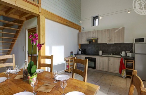 Saint-Heand Cottage | Charming Cottage with Wood Stove and Garden in Saint-Héand