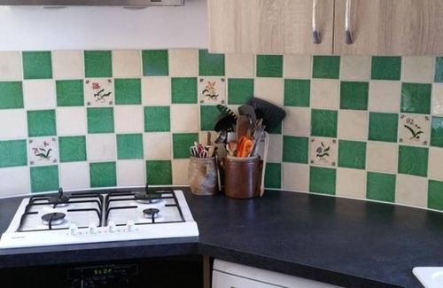 Le Brethon Cottage | Charming Cottage with Pool and Garden in Tronçais Forest