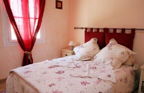 Caromb Other | Charming cottage with infinity pool in provencal farmhouse