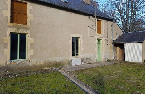 Bengy-sur-Craon Cottage | Charming Countryside Cottage with Terrace, Garden & All-Inclusive Amenities