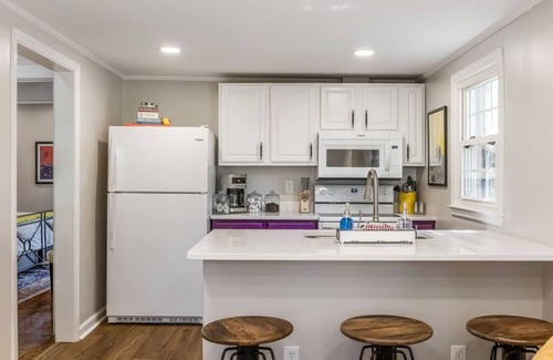 Burlington Apartment | Charming creekside retreat in historic Burlington